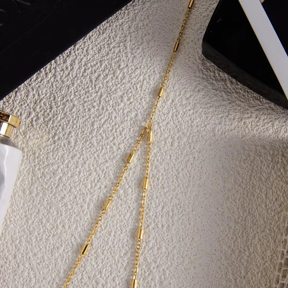 18K Gold Plated Hand Chain Bracelet - Picture 3 of 8